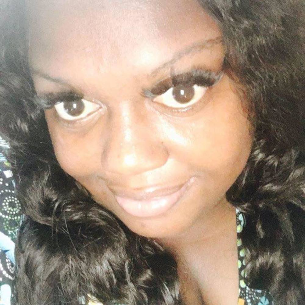 Meet your Posher, Loretta